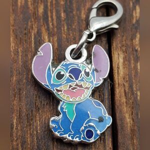 Disney‎ parks collectible charm for bracelet or necklace lilo and stitch